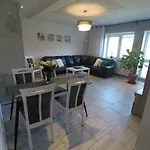 Pod Dzikowcem Летний дом