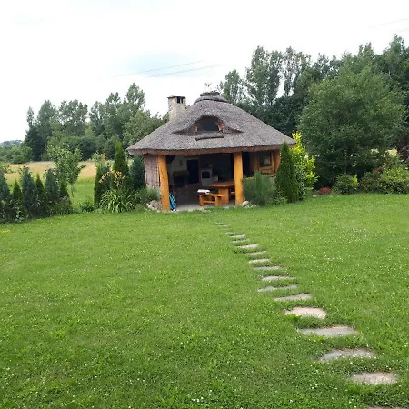 Pod Dzikowcem Gospodarstwo wiejskie