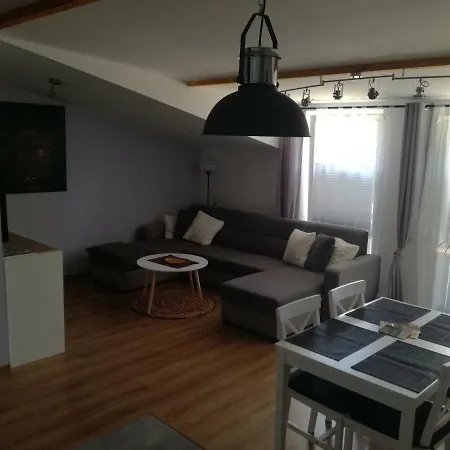 Pod Dzikowcem Boguszów-Gorce