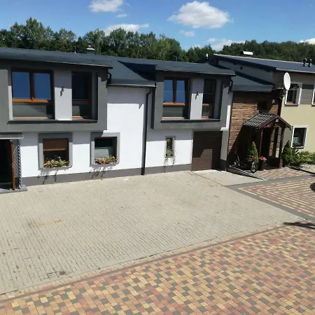 Pod Dzikowcem U Ani Venkovský dům