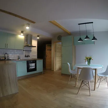 Pod Dzikowcem U Ani Venkovský dům *