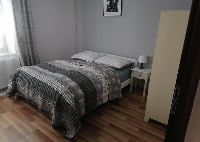 Pod Dzikowcem Boguszów-Gorce